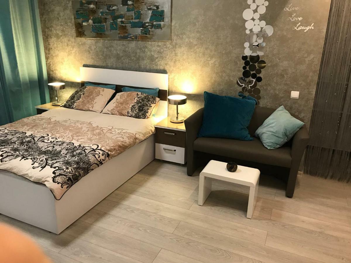 Appartement Luxury Flat 9 Near Metro à Bucarest Extérieur photo